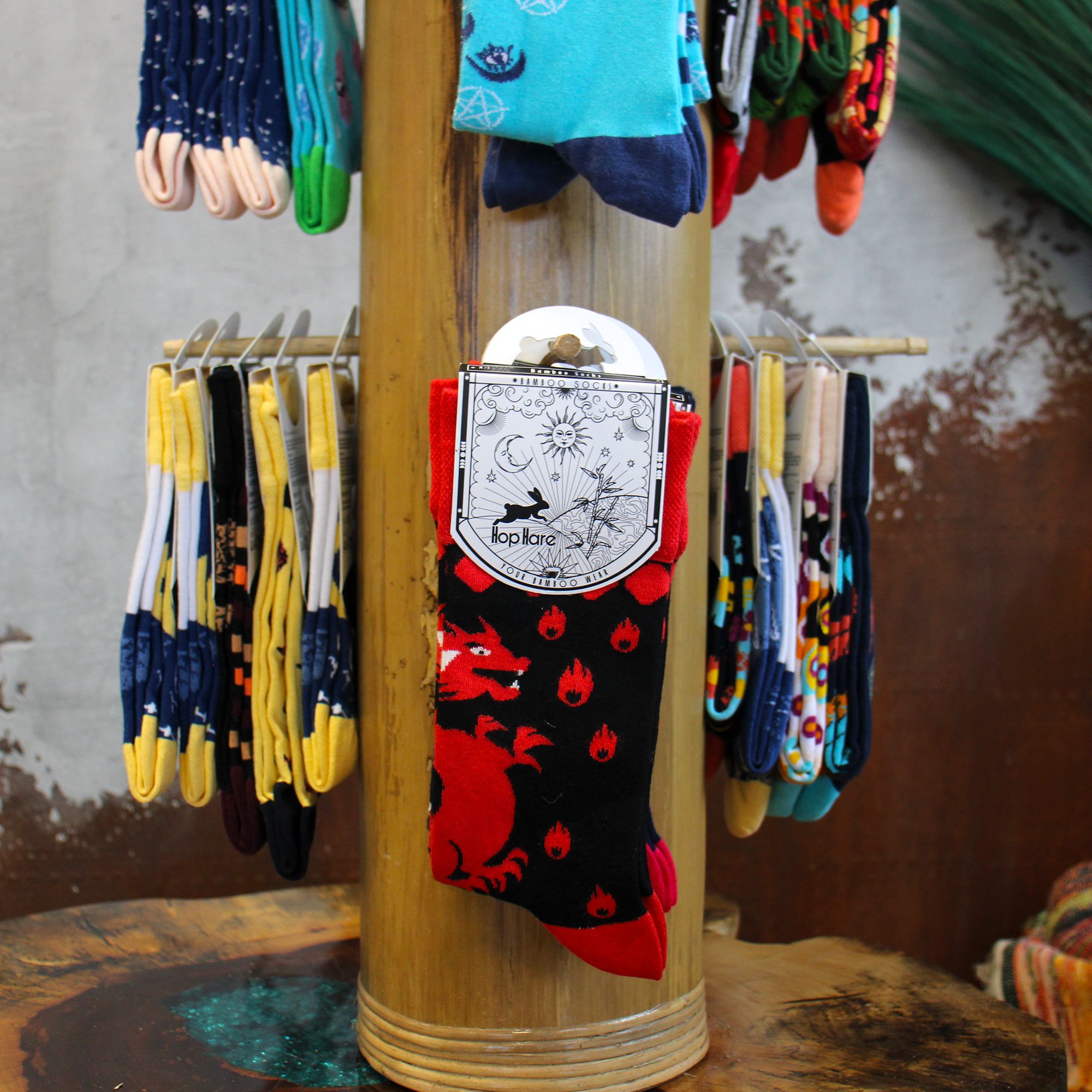 Hop Hare Bamboo Socks M/L - Yoga Poses