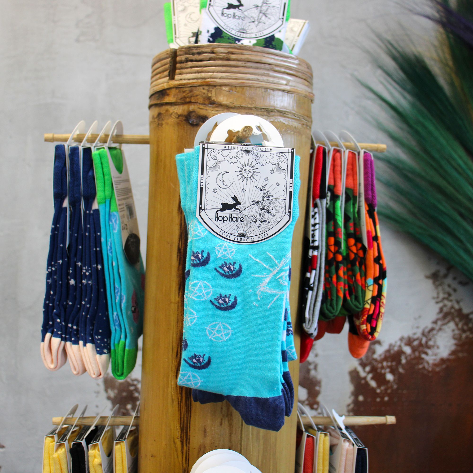 Hop Hare Bamboo Socks M/L - Yoga Poses