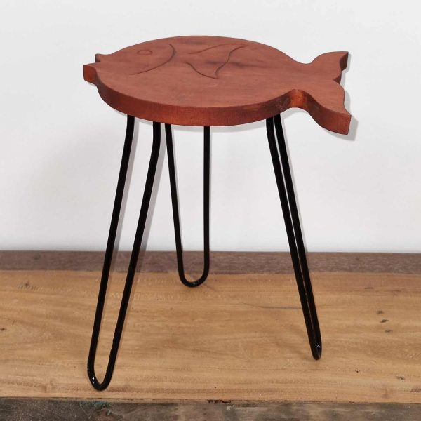 hand painted using the finest stain by Indonesian Artisans in Bali.Nice vibrant colours given a distressed finish will give bigger choice to your customers