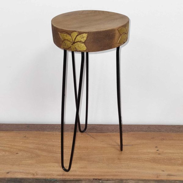 hand painted using the finest stain by Indonesian Artisans in Bali.Nice vibrant colours given a distressed finish will give bigger choice to your customers