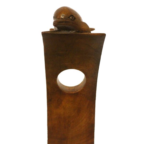 wine lovers or any animal-loving customers you have.These single-bottle balancing wine holders make for an eye-catching way to display wine. They are truly unique and work very well as dining table decorations.NB: They are all painstakingly carved from one piece of wood