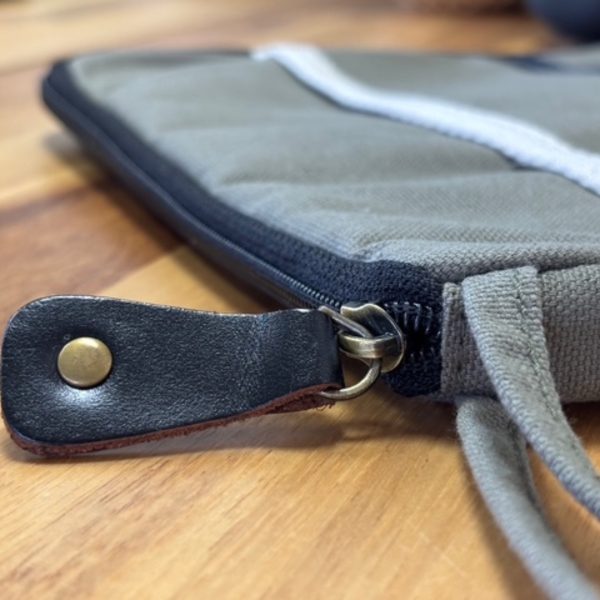 Canvas Travel Laptop Pouch - Olive - 24x33cm - Image 7