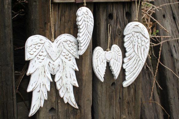 especially for Christenings and weddings. Your customers can even use chalks to write lovely messages on the blackboard at the back of the wings.   