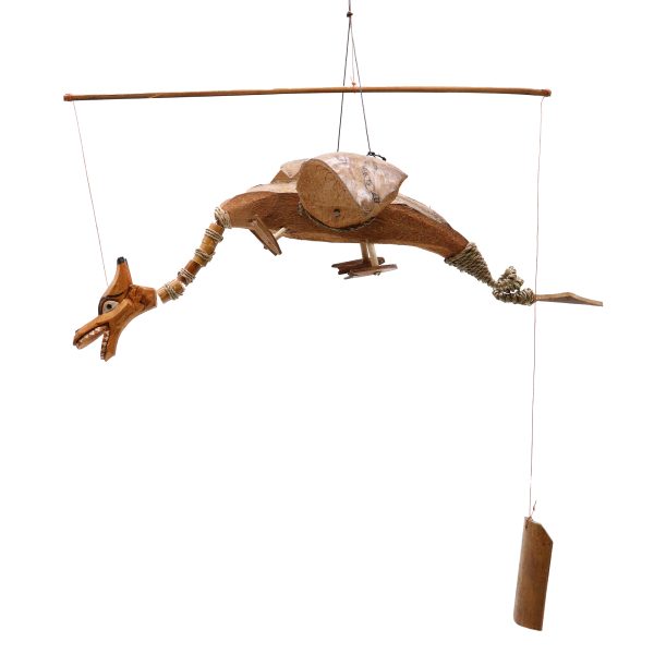 This crafty wholesale Natural Coconut Dragon Mobile will make a brilliant display in your store.Made in Indonesia