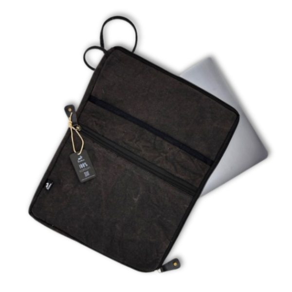 Stonewash  Large Laptop Pouch - Charcoal - 30x40cm - Image 3