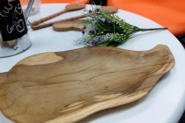 Teak Leaf Shaped Bowl - aprox 32cm - Image 2