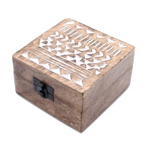 Wholesale White Washed Wooden Boxes Aztec and Slavic Design. These pretty boxes will look beautiful in the bedroom or dressing room or any room really. You can choose from Aztec or Slavic Design